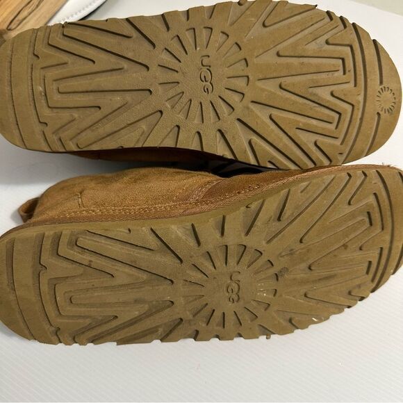 UGG Australia 3236 Neumel Boots for Men, Size 11 - Chestnut - Picture 6 of 9